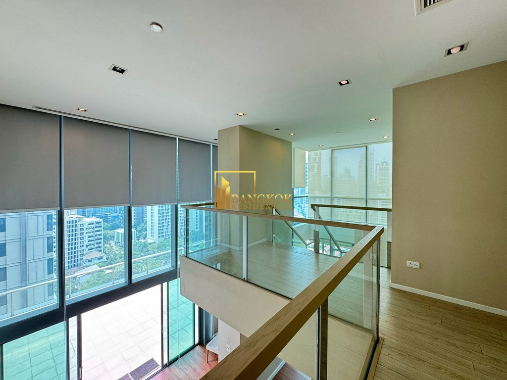 รูป The Room 21 | Modern 2 Bed Duplex Condo With Large Outdoor Terrace - BR6635CD - รูปที่ 17/35