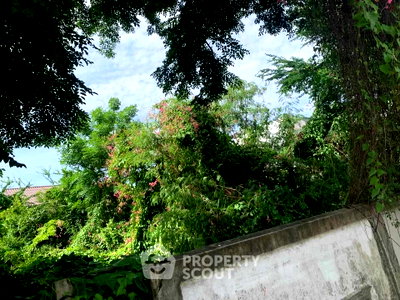 ที่ดิน รร.เตรียมอุดมศึกษาน้อมเกล้า  : ที่ดินขาย 46.9 ตร.ม. หมู่บ้าน ธารารมย์ ใกล้ย่าน สะพานสูง (ID 2756033)