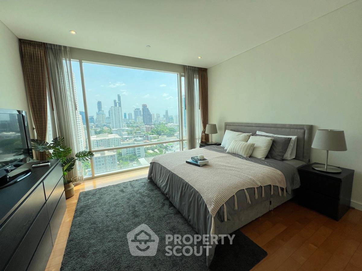 รูป คอนโด 2 ห้องนอน 96 ตร.ม. ชั้น 16 พร้อมรับสัตว์เลี้ยง โครงการ Fullerton Sukhumvit ใกล้ BTS เอกมัย 400 ม. (ID 1904319) - รูปที่ 8/16