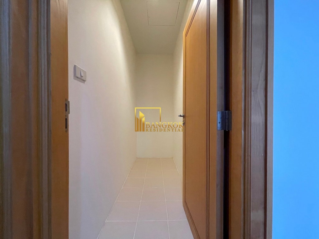 picture Impressive 3 Bedroom Duplex Apartment in Phrom Phong Area - BR0235AP - 40/60