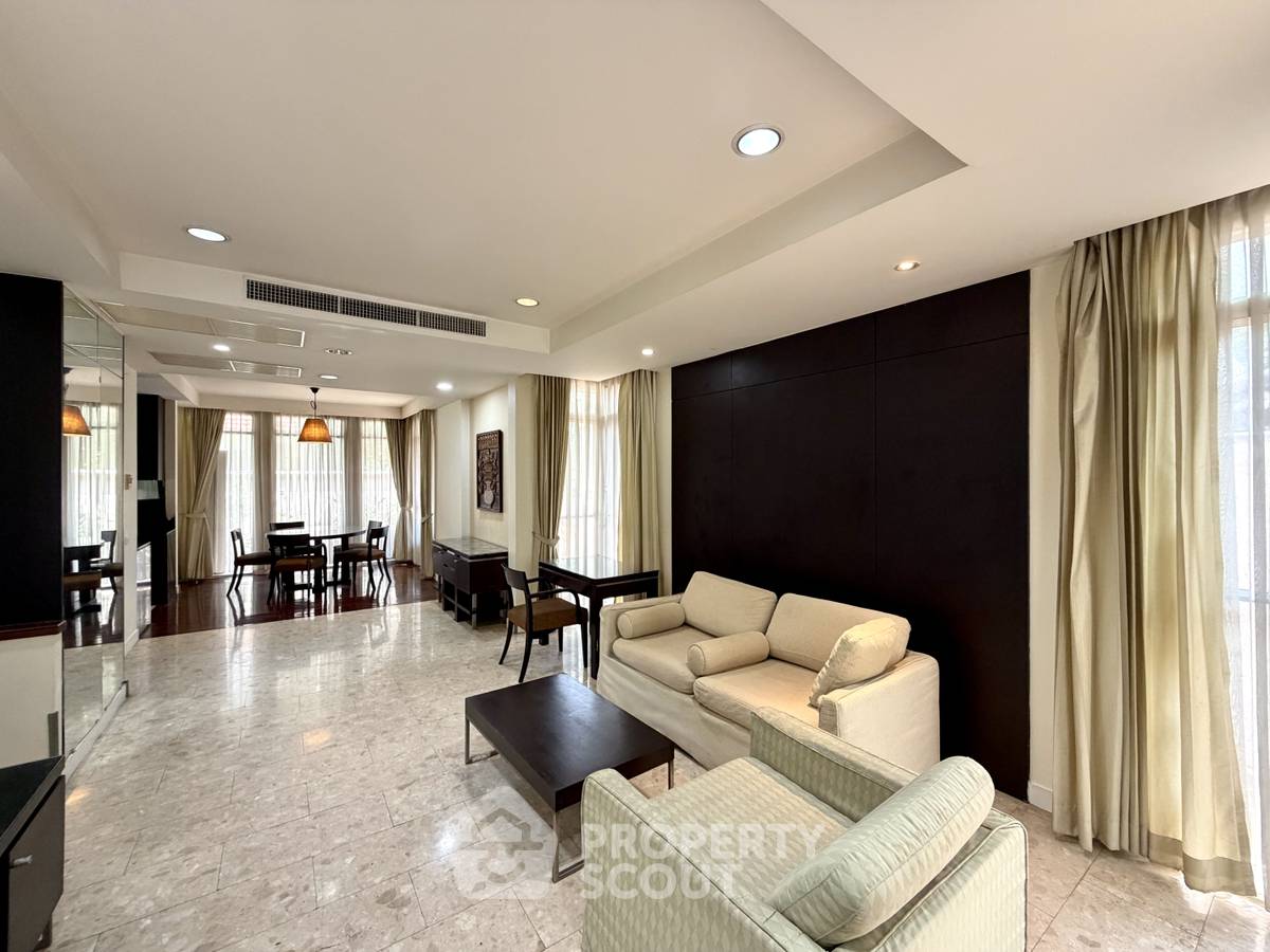 picture 3-BR House For Rent, Bangkok Villa (Wang Thonglang) (ID 2745587) - 3/9