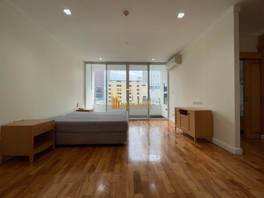 picture Impressive 3 Bedroom Duplex Apartment in Phrom Phong Area - BR0235AP - 20/60
