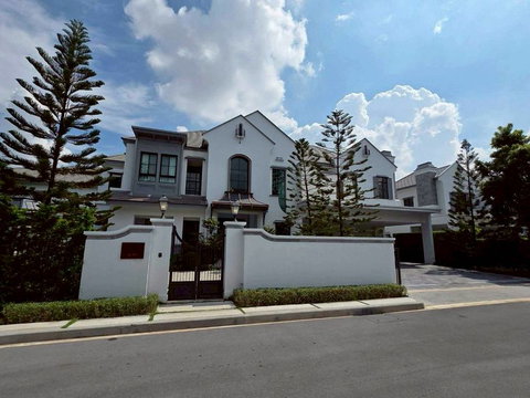 ให้เช่าบ้านเดี่ยว  📍 Nantawan Rama9-Krungthep   📍 ขนาด 450 ตรม ราคาเช่า  490,000/ month 