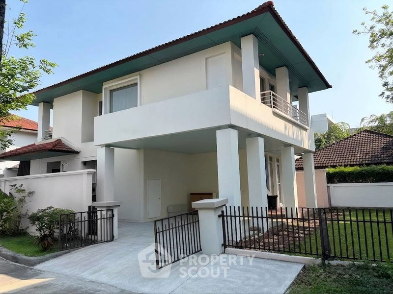Houses for rent : 3-BR House For Rent, Bangkok Villa (Wang Thonglang) (ID 2745587)