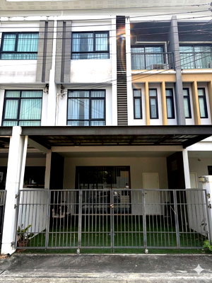 โฮมออฟฟิศ รร.สายอักษร : ขายทาวน์โฮม 3 ชั้น พาทิโอ วัชรพล-รามอินทรา เหมาะสำหรับอยู่อาศัย หรือทำโฮมออฟฟิศ (N.2061)
