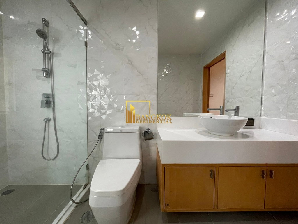 picture Impressive 3 Bedroom Duplex Apartment in Phrom Phong Area - BR0235AP - 24/60