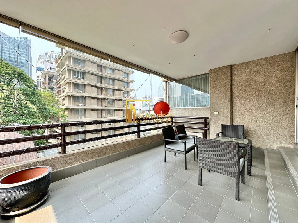 รูป Spacious 4 Bedroom Penthouse Apartment in Sukhumvit 7 - BR0669AP - รูปที่ 6/58