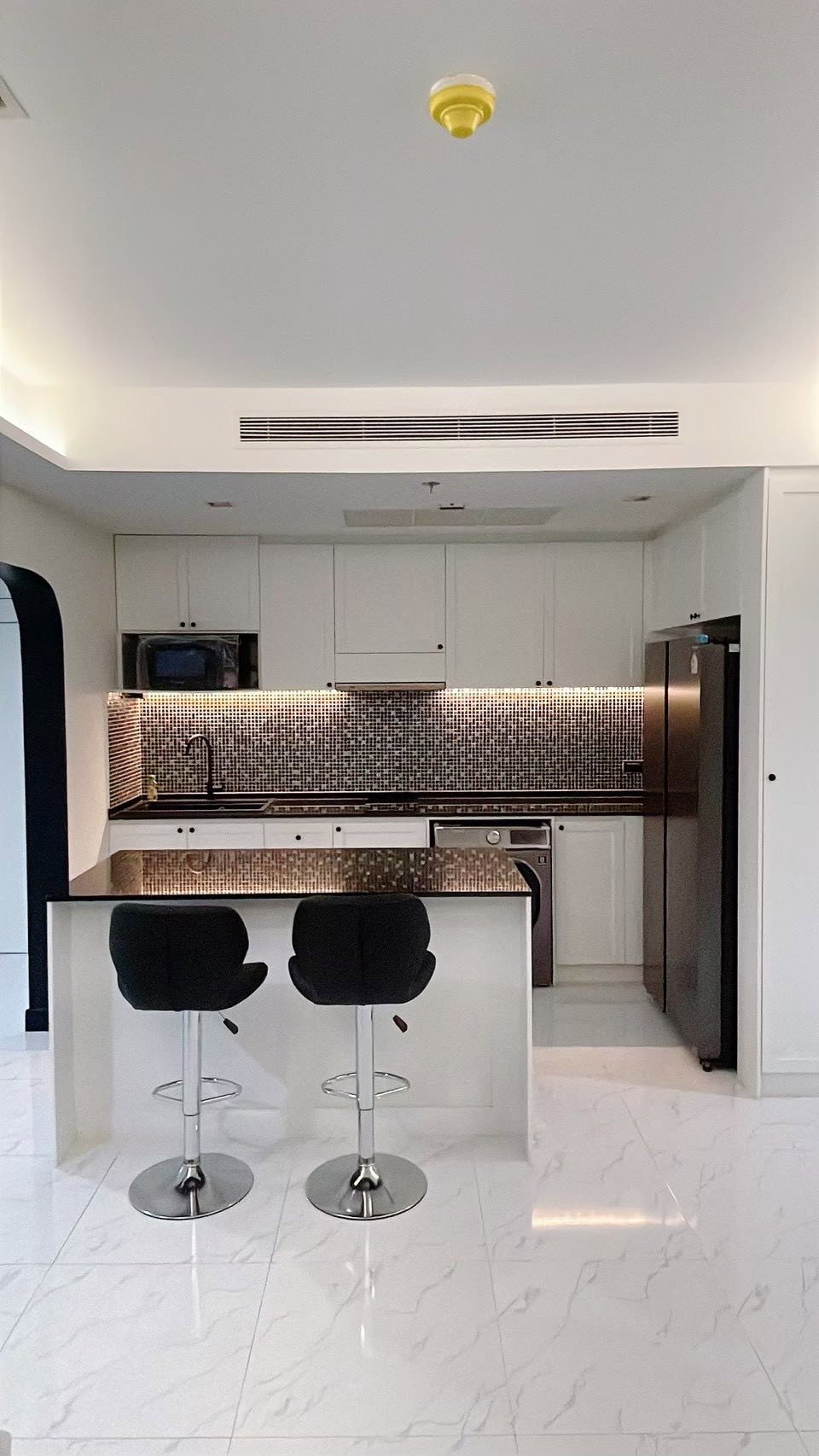 ให้เช่า คอนโด สตาร์ วิว พระราม 3 *ห้องหรู มีลิฟท์ส่วนตัว* ที่ Line: @homefinder