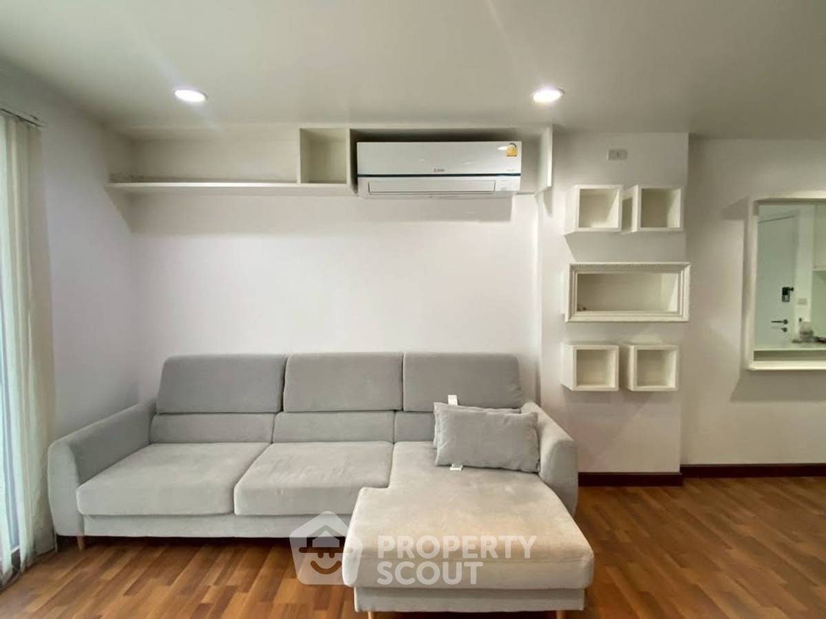 picture 1-BR 59 Sqm Centric Scene Phaholyothin 9, BTS Ari (ID 2445525) - 5/12