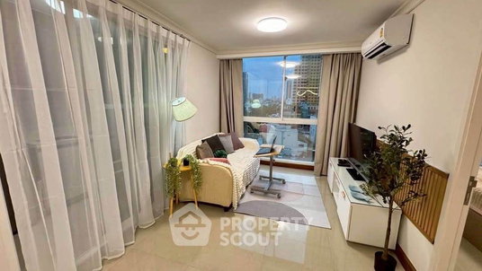 คอนโด 2 ห้องนอน ขาย Chateau In Town พหลโยธิน 11 ใกล้ BTS สะพานควาย (ID 2409224)