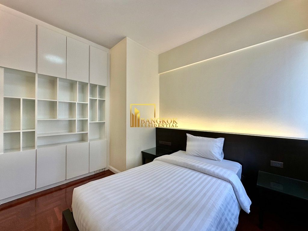 รูป Spacious 4 Bedroom Penthouse Apartment in Sukhumvit 7 - BR0669AP - รูปที่ 30/58