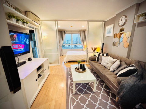Condo for Rent at Lumpini Ville Ramkhamhaeng 26 (B6904011)