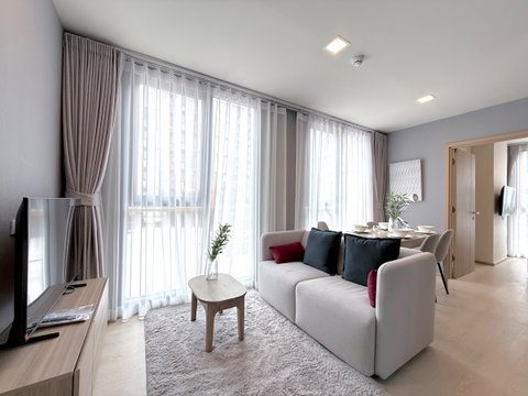 The Base Rise - 1 Bedroom Plus 35sq.m