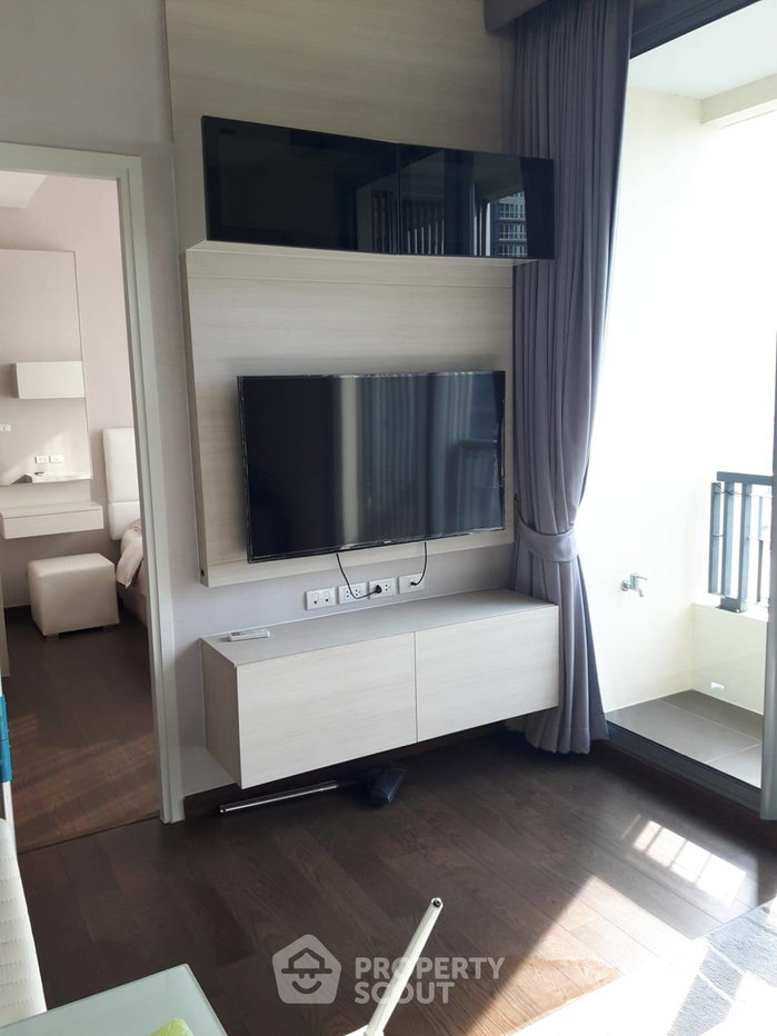 รูป ห้องนอน 1 ห้อง ชั้น 20 Q Asoke ใกล้ MRT เพชรบุรี 100 ม. (ID 511386) - รูปที่ 2/6
