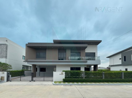 ขายบ้านเดี่ยว โครงการ เวนิว ไอดี มอเตอร์เวย์ - พระราม9 2 ชั้น 5 ห้องนอน 5 ห้องน้ำ