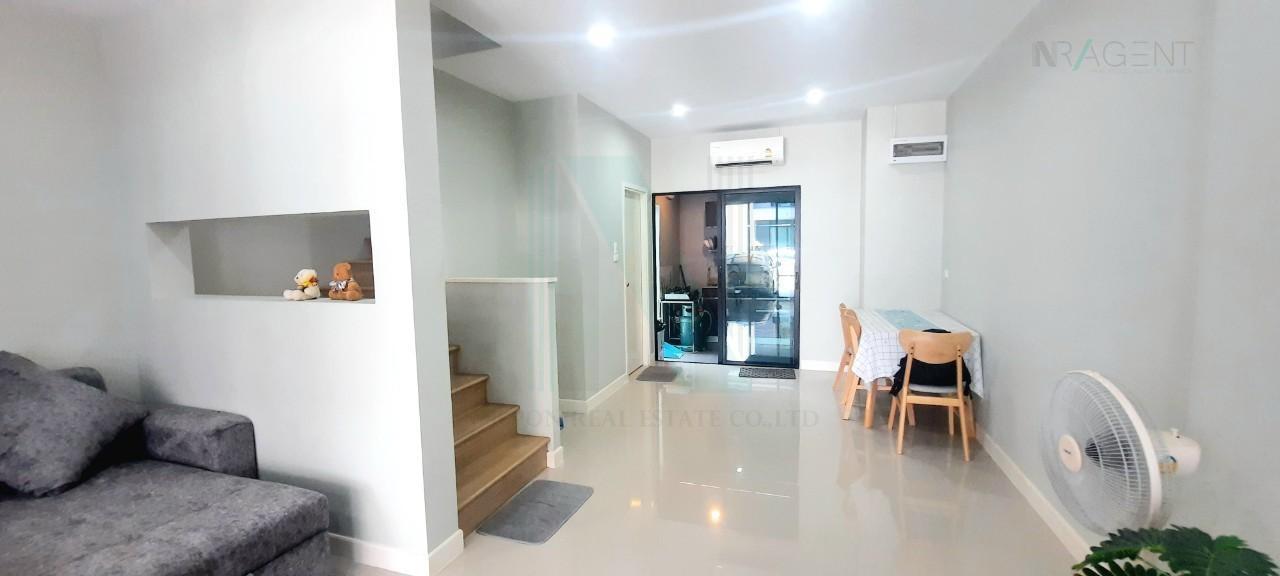 รูป 📌 ขายทาวน์เฮาส์ โครงการ นลิน อเวนิว 5 รามอินทรา - มีนบุรี 3 ชั้น 3 ห้องนอน 3 ห้องน้ำ - รูปที่ 4/8