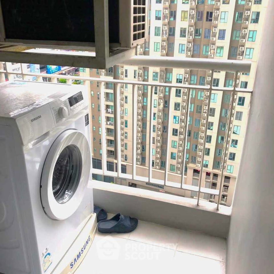 รูป คอนโด 2 ห้องนอน 65 ตร.ม. ชั้น 15 Life @ Ratchada-Huaikwang ใกล้ MRT สุทธิสาร 400 ม. (ID 2784187) - รูปที่ 2/10
