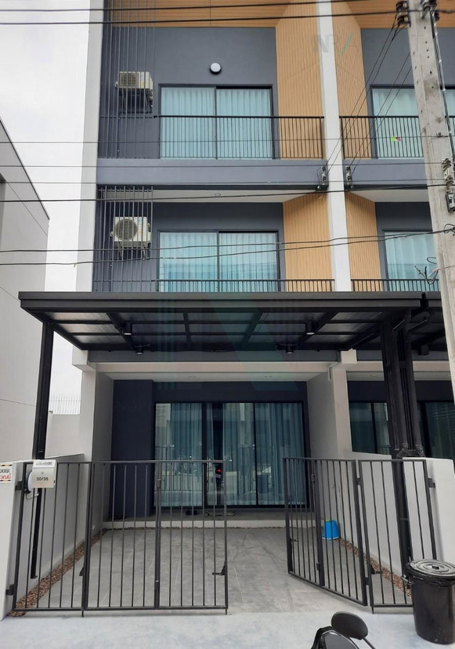 รูป 📌 ขายทาวน์เฮาส์ โครงการ นลิน อเวนิว 5 รามอินทรา - มีนบุรี 3 ชั้น 3 ห้องนอน 3 ห้องน้ำ - รูปที่ 1/8