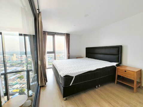 ให้เช่า ไลฟ์ พระราม 4-อโศก  แบบ Duplex 2นอน 1น้ำ วิวคุ้งบางกระเจ้า