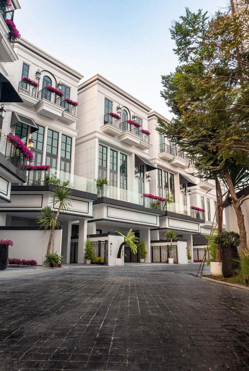 Houses for rent : 📌 For Rent 3-story House MAISON BLANCHE SUKHUMVIT 67 4 bedroom 6 bathroom