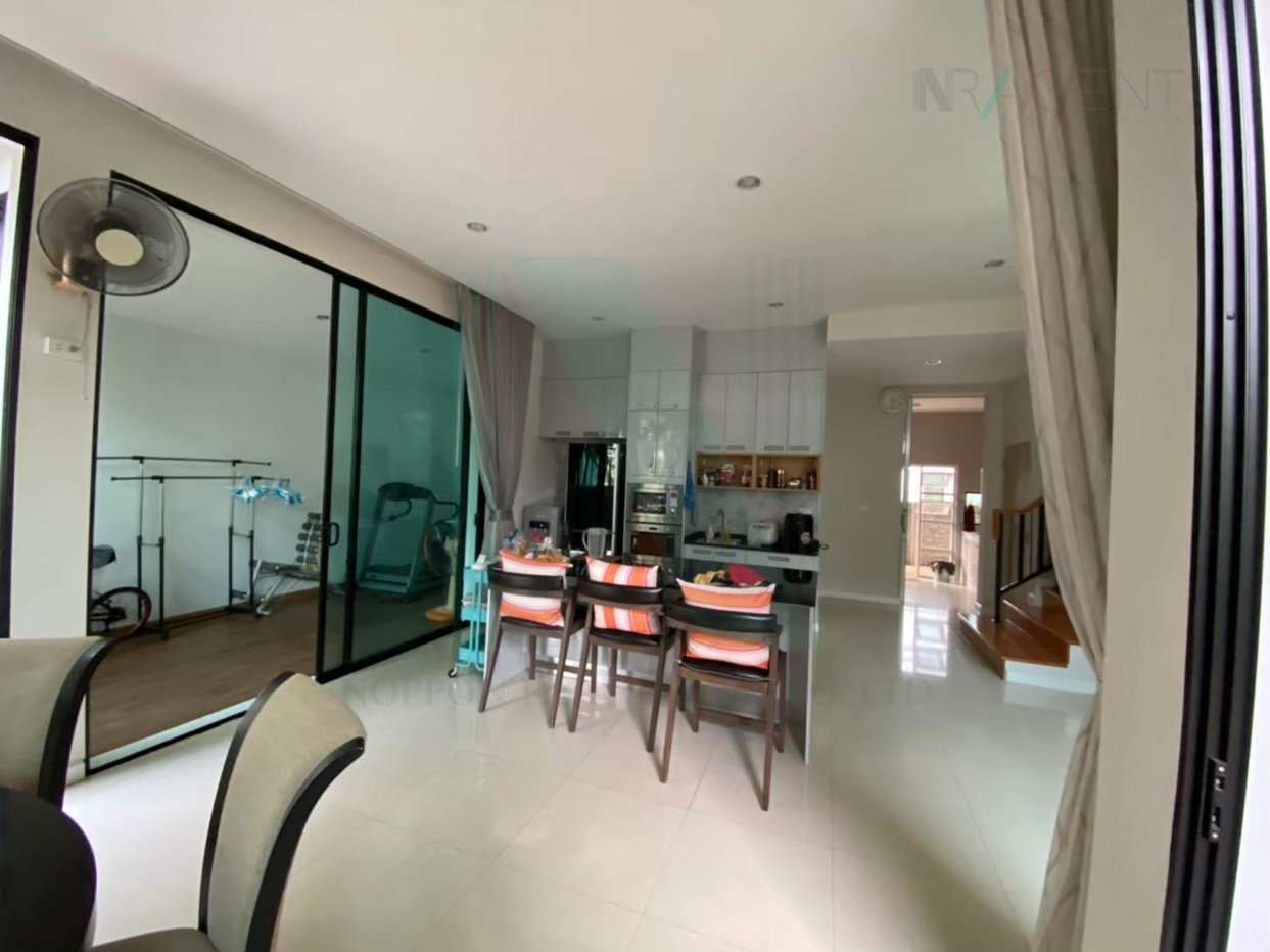 รูป 📌 ขายบ้านเดี่ยว โครงการ ปริญญ์ สาทร-ราชพฤกษ์ 2 ชั้น 5 ห้องนอน 4 ห้องน้ำ - รูปที่ 4/8