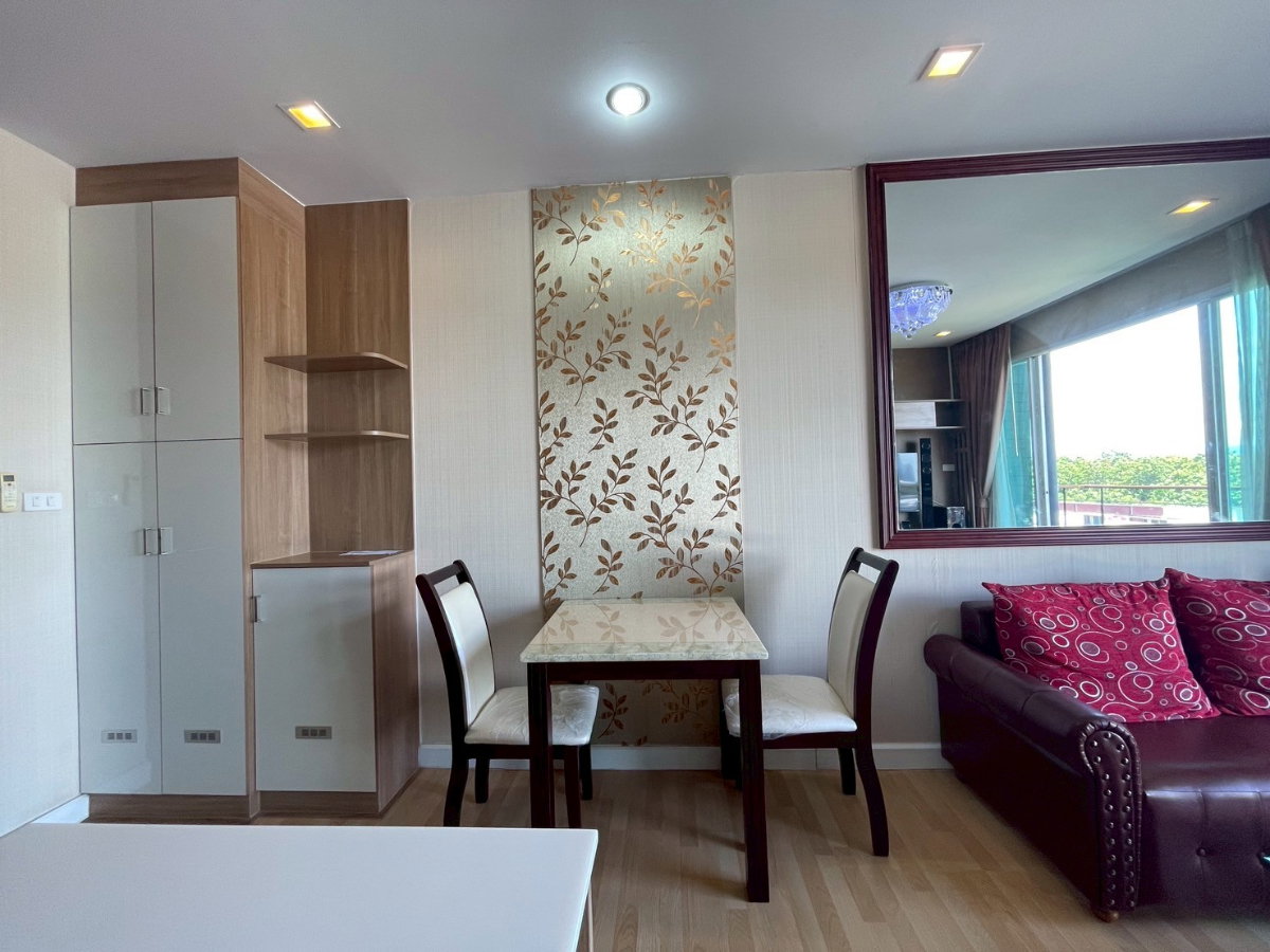 รูป ห้องกว้าง โปร่ง แสงธรรมชาติเต็ม พร้อมระเบียงวิวสบายตา - รูปที่ 6/14