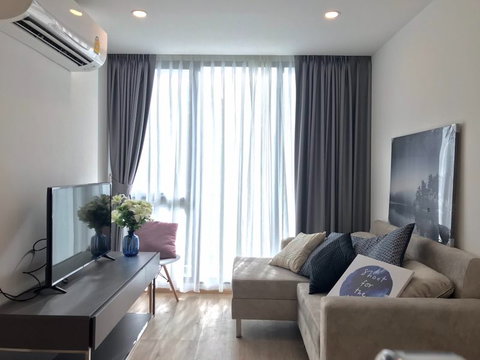 Multiple units available in this project—price is negotiable upon contract! Unit Available at Serio Sukhumvit 50