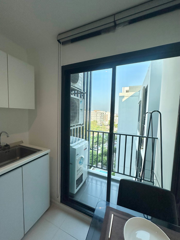 picture iCondo Serithai Green Space: Convenient & Relaxing Condo for Rent - 16/20