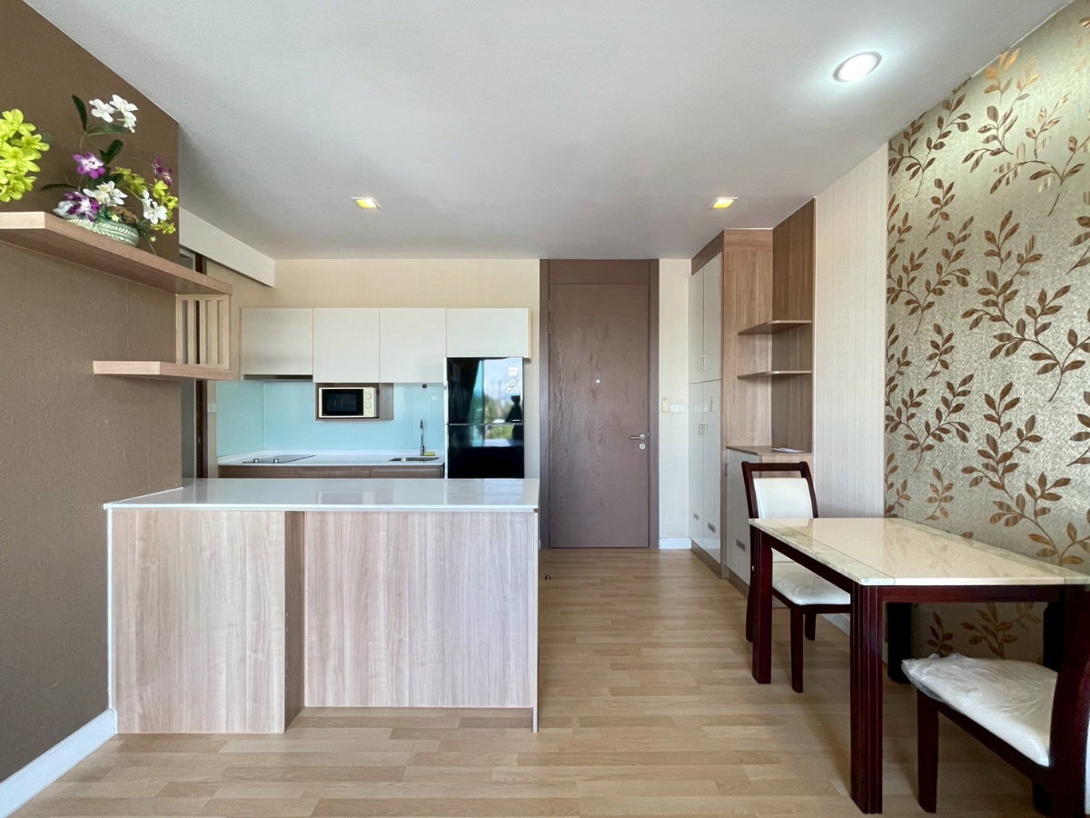 รูป ห้องกว้าง โปร่ง แสงธรรมชาติเต็ม พร้อมระเบียงวิวสบายตา - รูปที่ 5/14