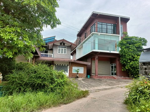 ที่ดินพร้อมสิ่งปลูกสร้าง 165.2 ตร.วา อำเภอซำสูง จังหวัดขอนแก่น 3.7M