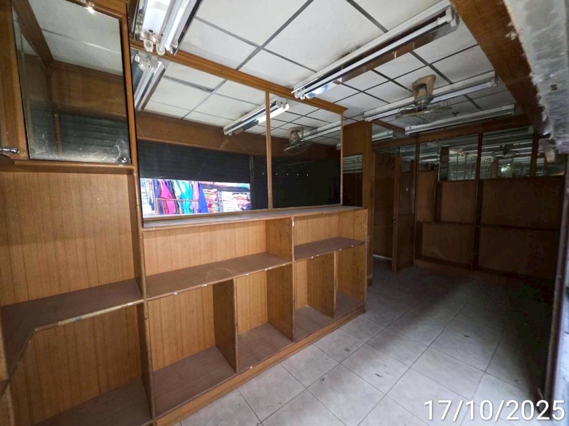 picture OFFICE 30.77 Sq.w. Pom Prap Sattru Phai Bangkok for 3.9M - 15/23