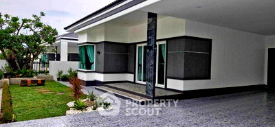 Houses for sale Frost Magical Ice of Siam : 3-BR House For Sale In Pong, Bang Lamung, Chon Buri (180 Sqm) (ID 2790729)
