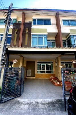 Townhouses for sale Bang Khen : For Sale: 3-Storey Townhouse on Ramintra Road (Sukhaphiban 5 Soi 5) Great Location Near Pink Line | Functional Layout | Affordable City Living