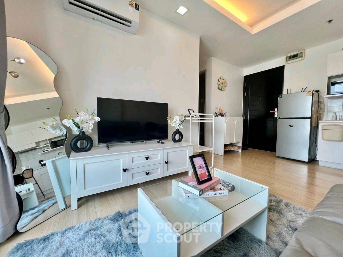 รูป คอนโด 1 ห้องนอน ชั้น 16 ขนาด 37 ตร.ม. ที่ Thru Thonglor ใกล้ MRT (บางกะปิ-ห้วยขวาง) (ID 2346632) - รูปที่ 2/13