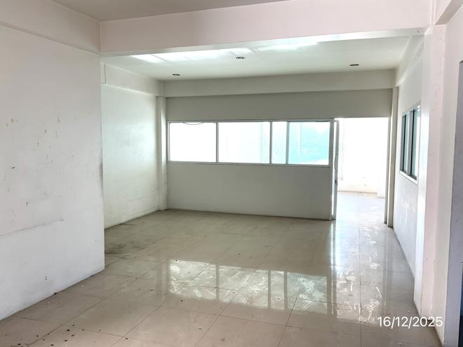รูป อาคารพาณิชย์ 53 ตร.วา ศรีราชา ชลบุรี 5.2M - รูปที่ 18/47