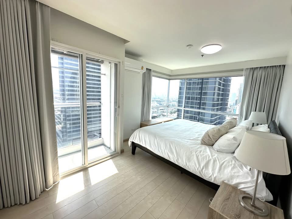 picture Silom                          Suite  - 5/10