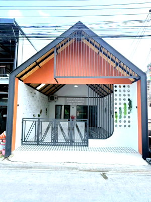 Townhouses for sale JAS green village - Kubon : For Sale Townhouse/Townhome  , Petchpailin Phraya Suren 35 , newly renovated , Bang Chan , Khlong Sam Wa , Bangkok , CX-150851 ✅ Live chat with us ADD LINE @connexproperty ✅