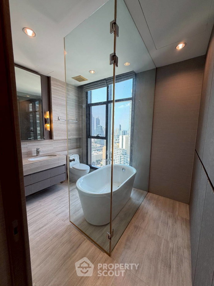 รูป คอนโด 3 ห้องนอน ชั้น 32 ขนาด 97 ตร.ม. The Diplomat Sathorn ใกล้ BTS สураศัก 90 ม. (ID 2789843) - รูปที่ 16/18