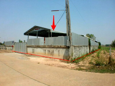 ที่ดิน ขอนแก่น : ที่ดินพร้อมสิ่งปลูกสร้าง 400 ตร.วา ไม่ปรากฏเลขที่ อำเภอน้ำพอง จังหวัดขอนแก่น 1.6M