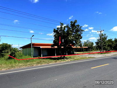 HOME 2958 Sq.w. Dong Charoen Phichit for 5.6M