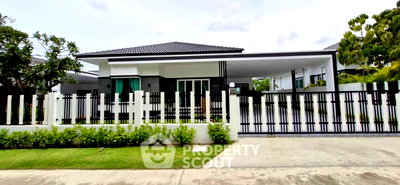 Houses for sale Frost Magical Ice of Siam : 200 Sqm 3-BR House At Paya By Sabrina Home, Bang Lamung (ID 2790321)