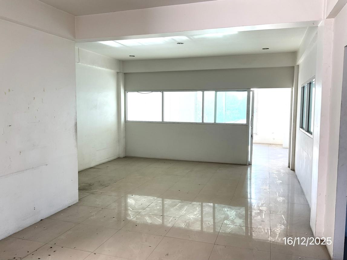 รูป อาคารพาณิชย์ 53 ตร.วา ศรีราชา ชลบุรี 5.2M - รูปที่ 39/47