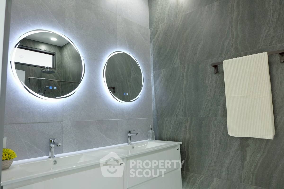 picture Pet-Friendly 3-BR Private Pool Villa (190 Sqm) Fully Renovated (ID 2792071) - 12/25
