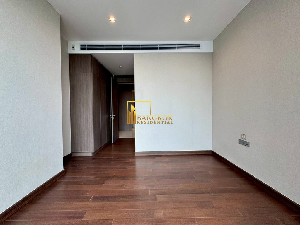 รูป Q Sukhumvit | Superb 3 Bedroom Luxury Condo Next to BTS - BR60504CD - รูปที่ 22/48