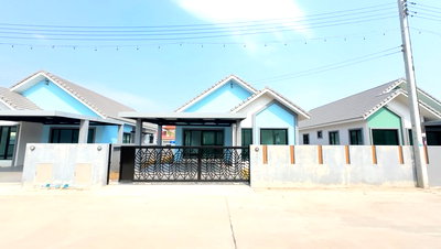 Houses for sale Kamphaeng Saen Arboretum : Newly built single-story house, Soi Rong Nam Khaeng 2, Kamphaeng Saen, Nakhon Pathom.