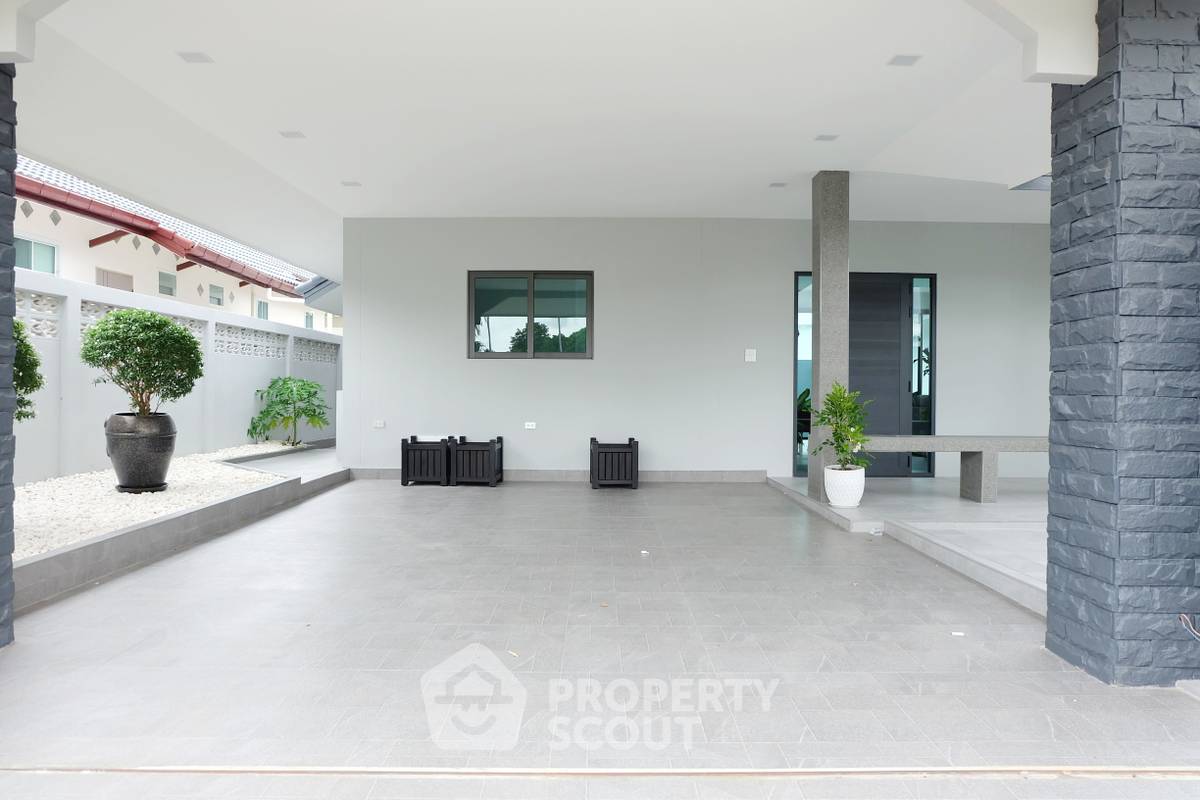 picture Pet-Friendly 3-BR Private Pool Villa (190 Sqm) Fully Renovated (ID 2792071) - 23/25