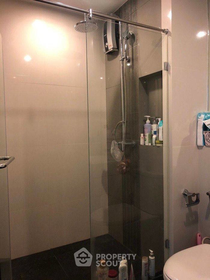 รูป คอนโด 1 ห้องนอน สำหรับขาย Rhythm Sathorn-Narathiwas ชั้น 22 ใกล้ BTS ช่องนนส (ID 2730615) - รูปที่ 11/12