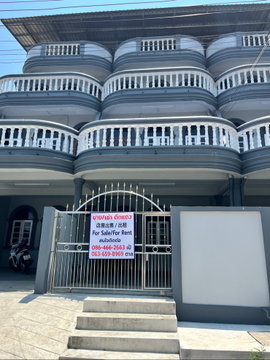 Newly Renovated 3-Storey Townhouse – Bang Bon, Bangkok
