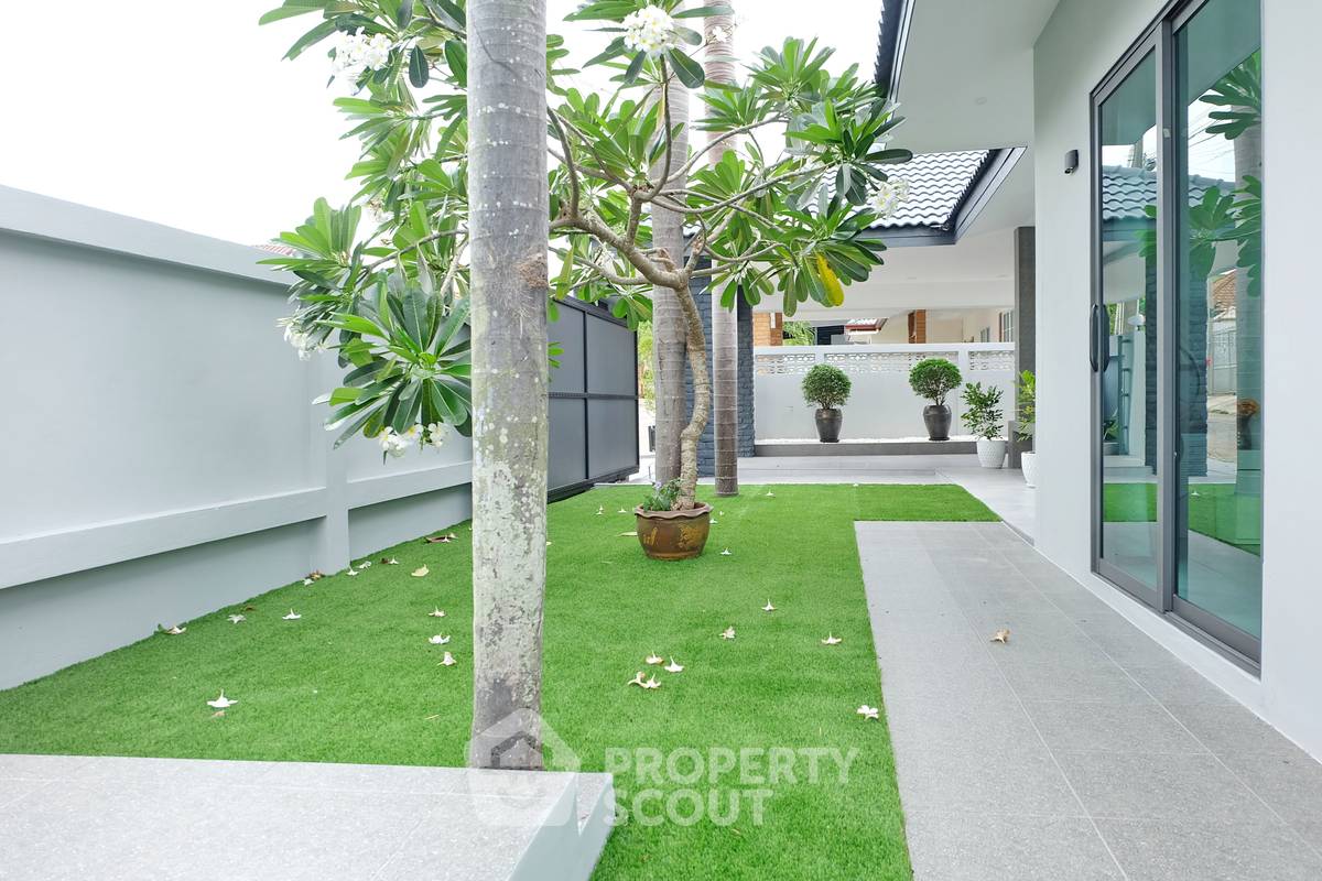 picture Pet-Friendly 3-BR Private Pool Villa (190 Sqm) Fully Renovated (ID 2792071) - 24/25