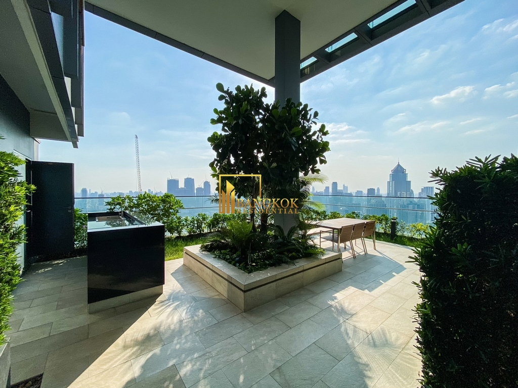 รูป Q Sukhumvit | Superb 3 Bedroom Luxury Condo Next to BTS - BR60504CD - รูปที่ 35/48